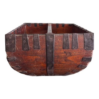 Antique 19th Century Chinese Rice Harvest Wooden Bucket For Sale