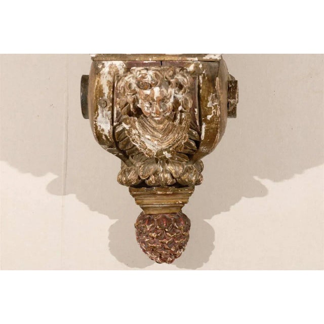 Gold 18th Century Italian Carved Wood Bracket With Angel For Sale - Image 8 of 10
