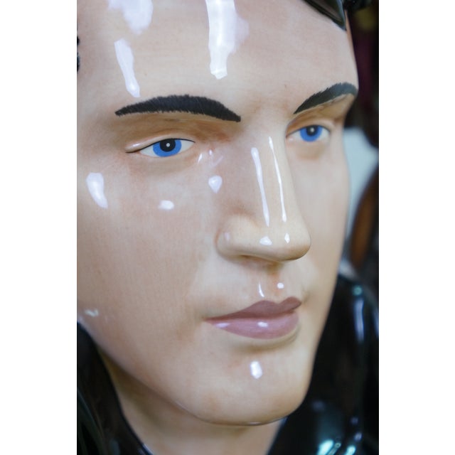 Royal Doulton Late 20th Century Royal Doulton Elvis Presley the King Stand Up Ep5 Toby Character Jug For Sale - Image 4 of 14