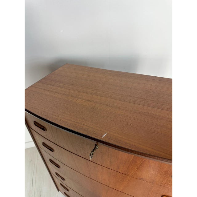 Wood Vintage Danish Bow-Front Teak Chest of Drawers, 1960s For Sale - Image 7 of 10