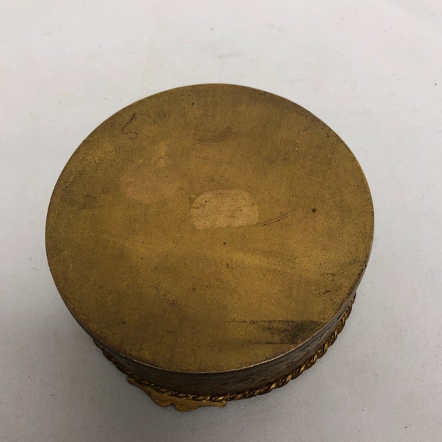 1900 - 1909 Early 20th Century Antique French Painted Porcelain Jewelry Box For Sale - Image 5 of 6