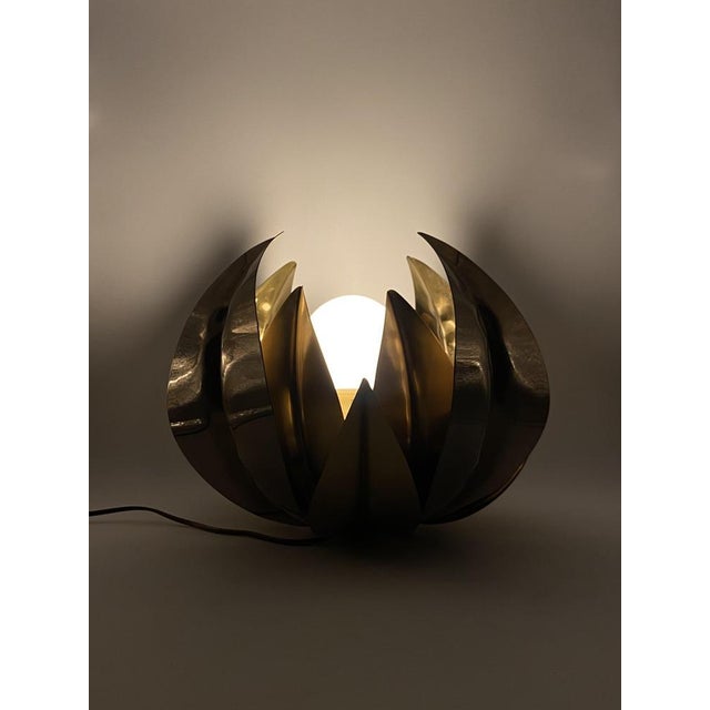 Mid-Century Modern Lotus Flower Floor or Table Lamp in Brass attributed to Bottega Gadda, Italy, 1970s For Sale - Image 3 of 18
