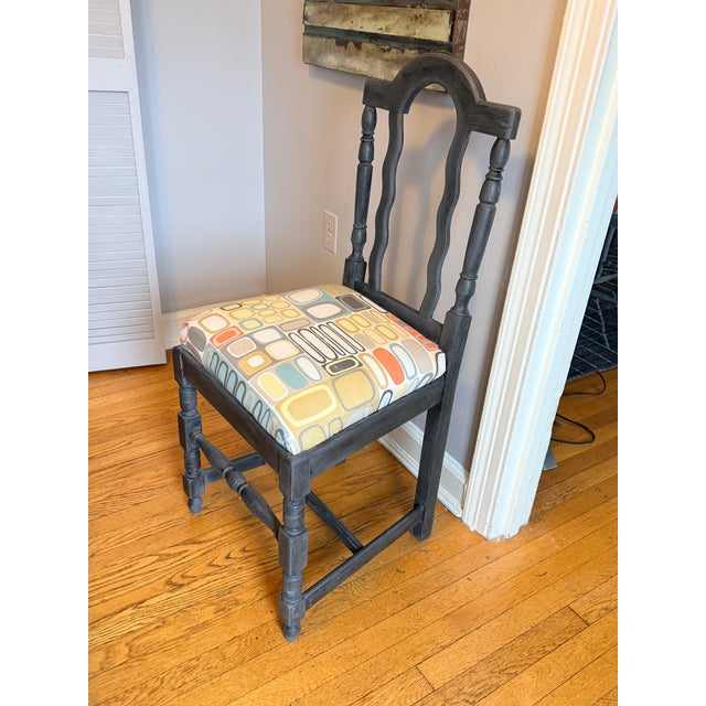 Antique English Oak Draw Leaf Chalk Painted Table and 4 Chairs For Sale - Image 9 of 12