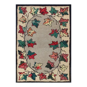 Leaf Design American Hooked Rug in Red, Green, and Charcoal Outlines Leaf Design 2'10"x4'2"