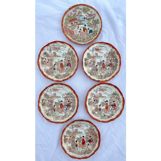 1920’s Antique Japanese Chinoiserie Hand Painted Traditional Geisha Girl & Pagoda Plates & Small Bowls - A 26 Piece Set For Sale - Image 10 of 12