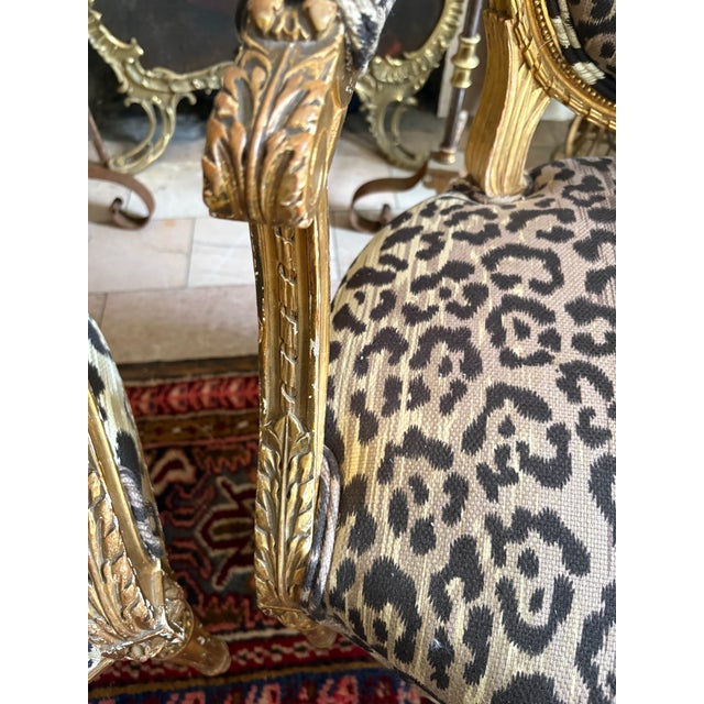 Late 18th Century Pair of Louis XVI Medallion Style Arm Chairs Giltwood, 18th Century For Sale - Image 5 of 9