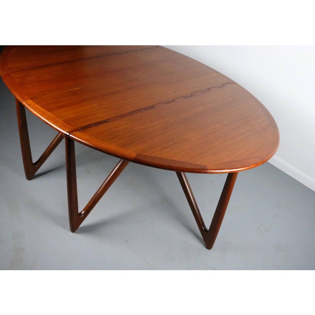 Orla Mølgaard-Nielsen Peter Hvidt and Orla Mølgaard-Nielsen Teak Drop-Leaf Teak Table For Sale - Image 4 of 9