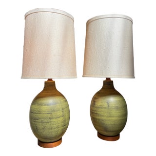 1960s Pair of Mid Century Modern Glazed Olive Green Table Lamps For Sale