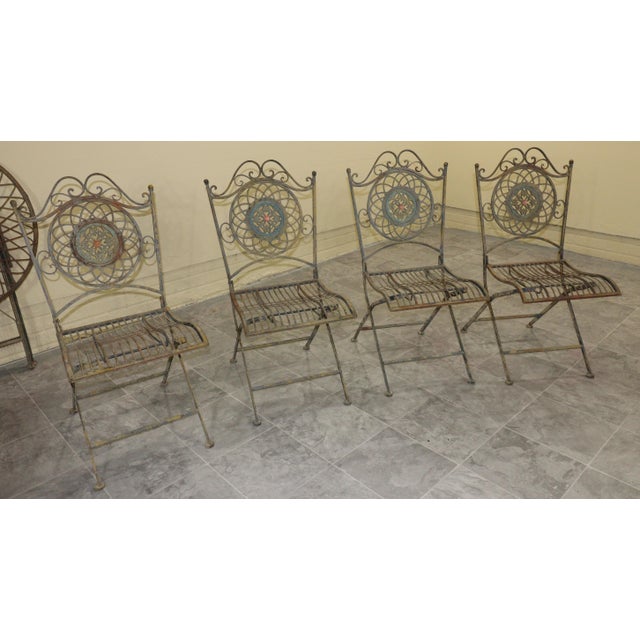 1970s Italian Bistro–Style Wrought Iron Garden Set With Four Folding Chairs For Sale - Image 14 of 18