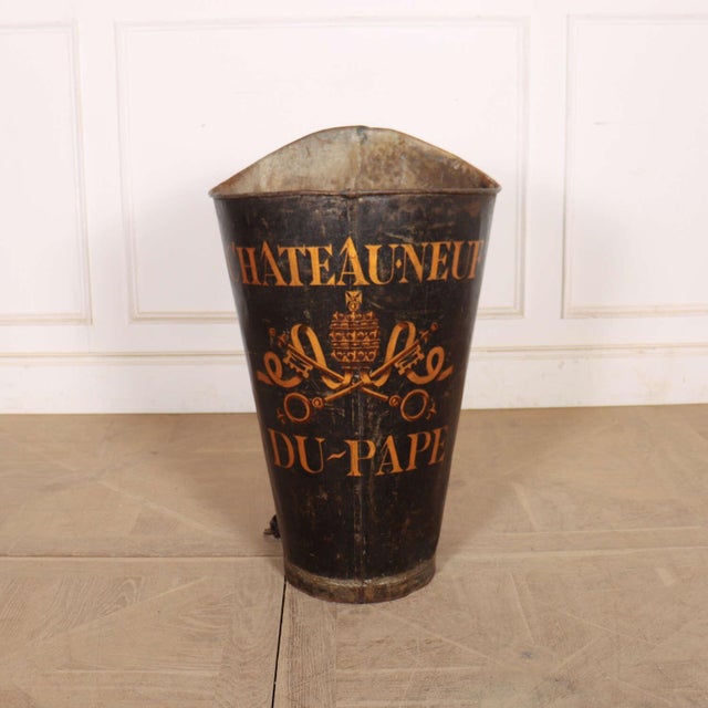 French Grape Hotte, 1890s For Sale - Image 8 of 8