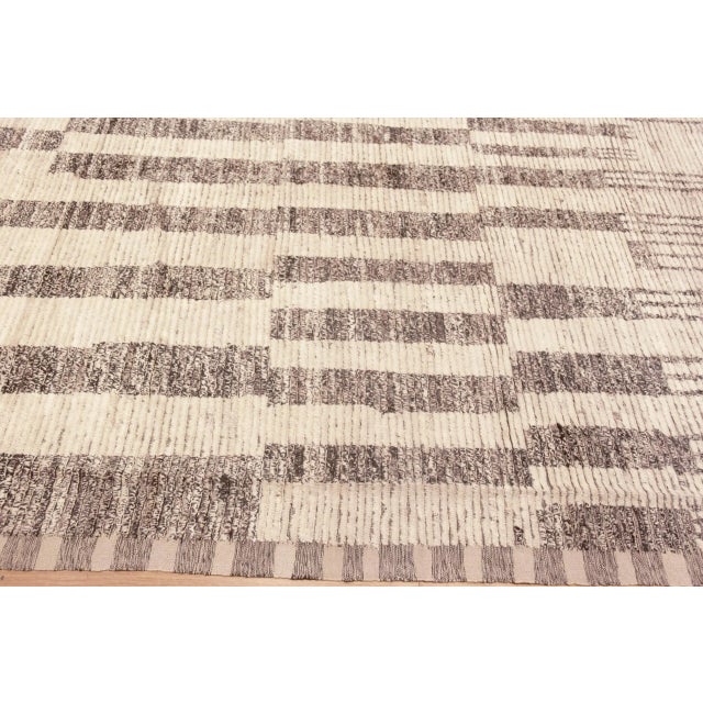 Early 21st Century Nazmiyal Collection Geometric Modern Area Rug For Sale - Image 5 of 7