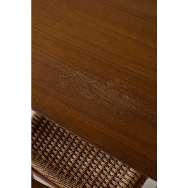 Brown 1950s Attributed to Kipp Stewart Three Drawer Writing Desk for Glenn of Ca, Usa For Sale - Image 8 of 9