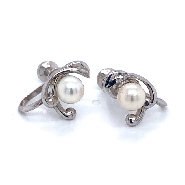1990s Mikimoto Estate Akoya Pearl Clip On Earrings Sterling Silver 6mm 3.53 Grams, 2 pieces For Sale In New York - Image 6 of 12
