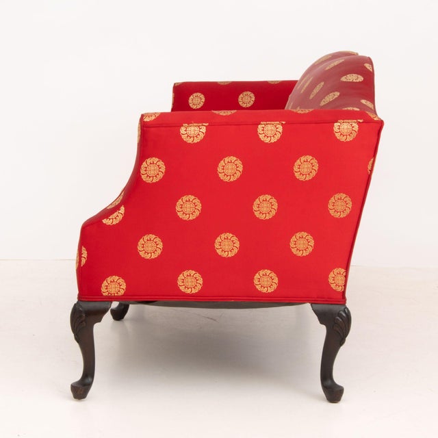 Queen Anne Style Camelback Sofa For Sale In New York - Image 6 of 7