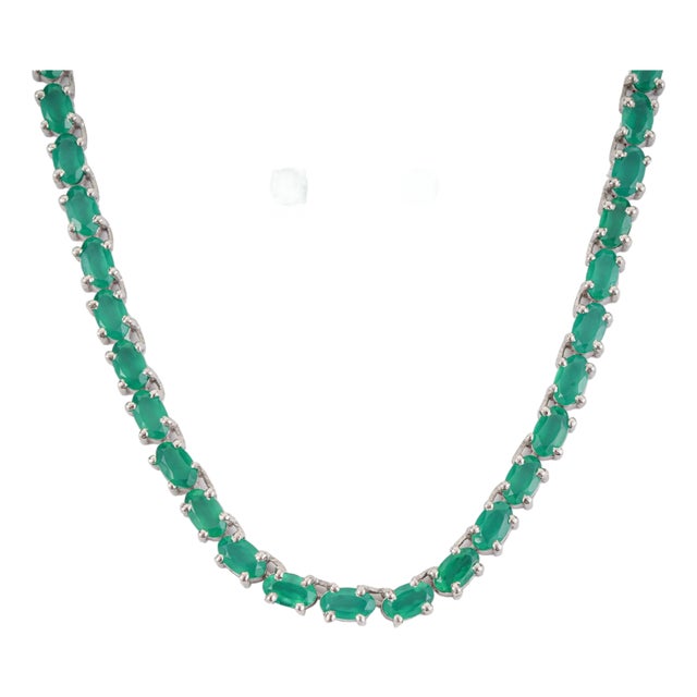 Regal 17.45 Ct Green Onyx Necklace & 1.58 Ct Round Ruby Stud Earrings Jewelry Suite 3 Pieces For Sale