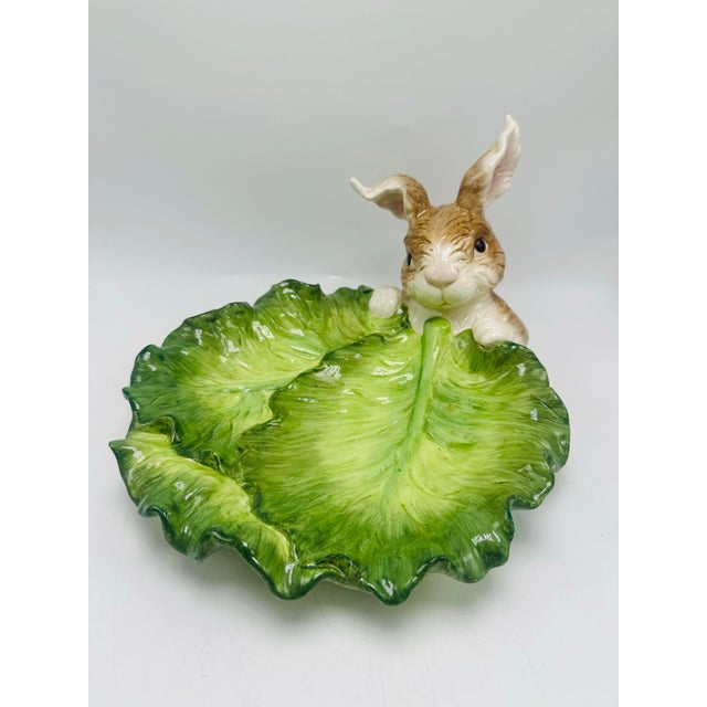 This adorable piece is a vintage decorative bowl. Cabbage leaves with the cutest bunny!