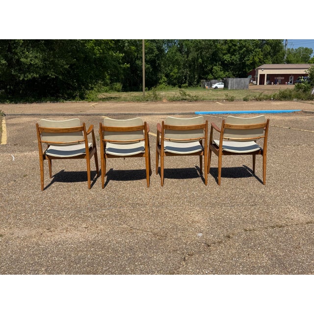 Mid-Century Modern 1960s Mid Century Modern Chairs For Sale - Image 3 of 10