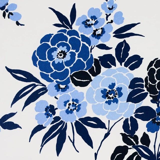 Modern Sample - Schumacher Valentina Floral Wallpaper in Blues For Sale - Image 3 of 5