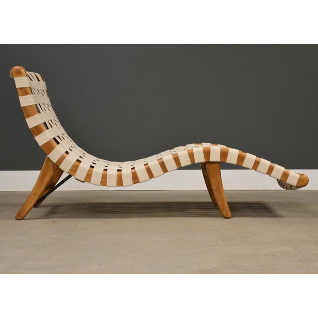 Traditional 1940’s Extremely Rare Alacran Chaise Lounge Chair For Sale - Image 3 of 12