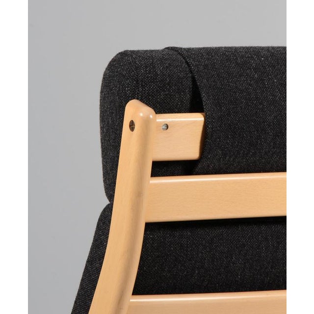 Model 290A Lounge Chair in Beech & Hallingdal by Hans J. Wegner for Getama, 1990s For Sale - Image 10 of 11