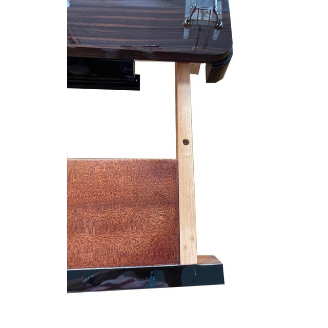 Art Deco Dining Table in Makassar Ebony and Black Lacquer with Gondola Base, 1930 For Sale - Image 15 of 18