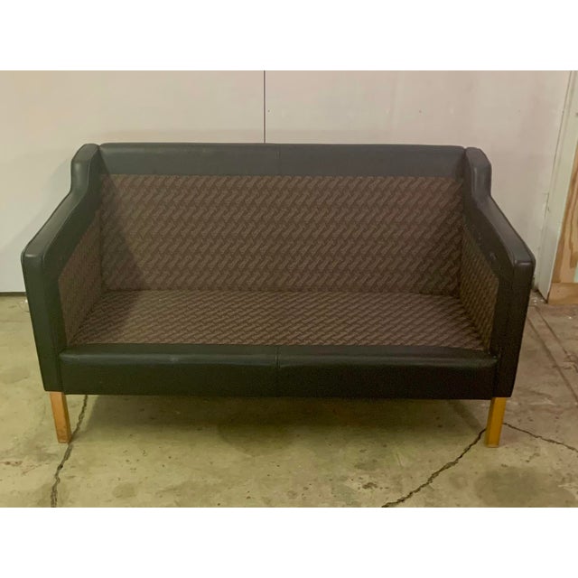 Danish Black Leather Loveseat Sofa by Stouby, Hand-Crafted, 1970s For Sale In New York - Image 6 of 8