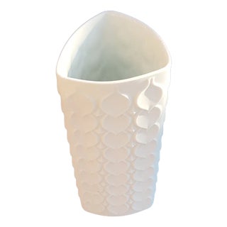 Triangle White Biscuit Vase with Heart Decor from Kaiser, 1970s For Sale