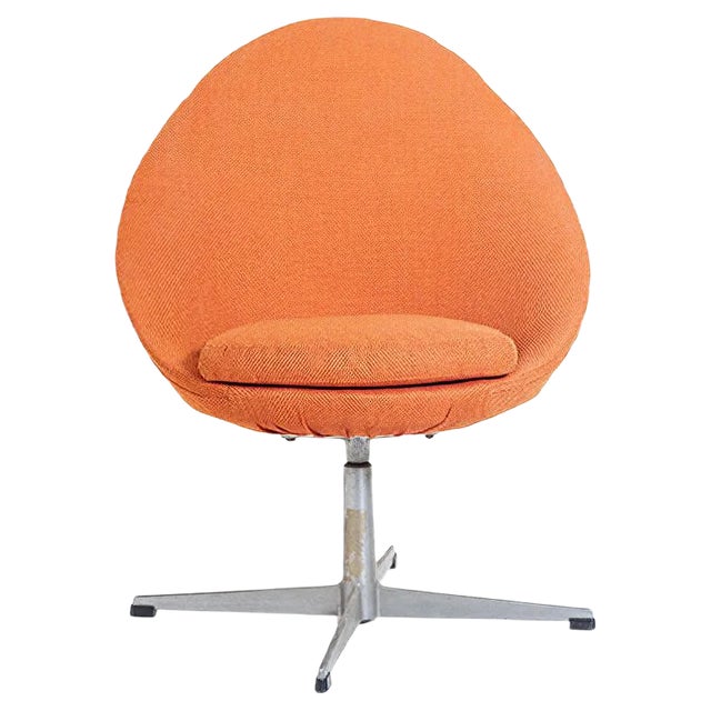 Mid-Century Orange Swivel Chair, 1950s For Sale