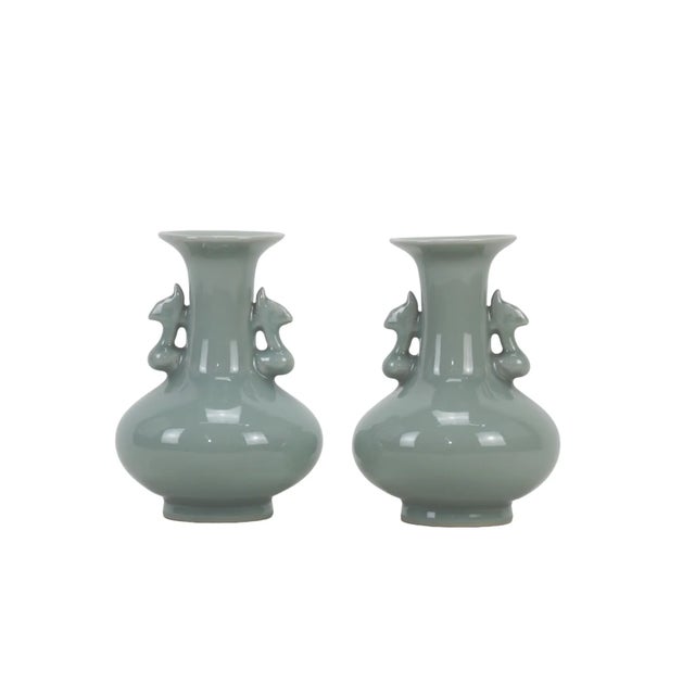 Pair of 1960s Chinese Longquan Kiln Powder Green Glaze Amphorae For Sale In New York - Image 6 of 6