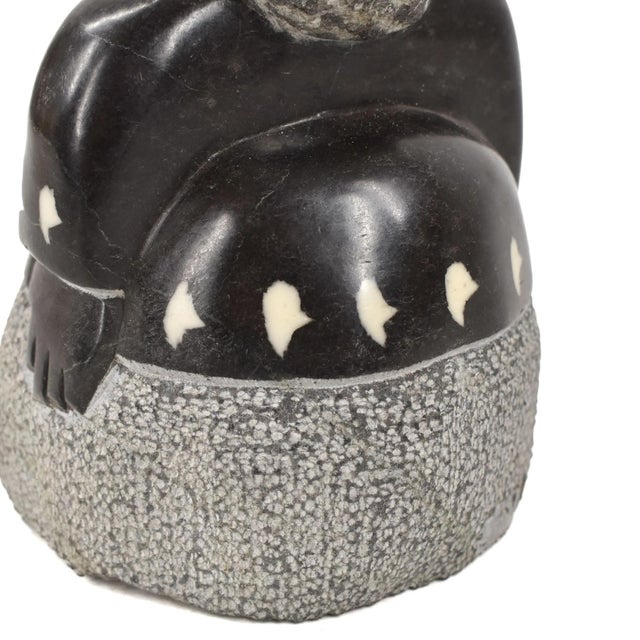 Stone Early 20th Century Shona Stone Woman Sculpture In The Style of Colleen For Sale - Image 7 of 7