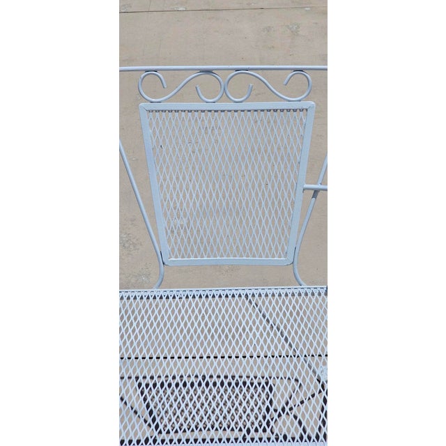 Vintage Mid-Century Modern Russell Woodard Style Wrought Iron Patio Settee Bench – Hollywood Regency Salterini Style Garden Loveseat For Sale - Image 14 of 17