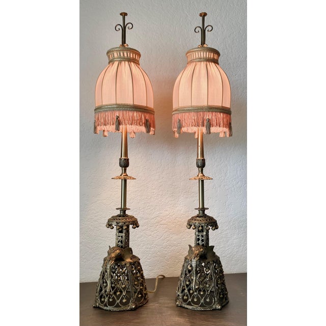 Excellent Pre-Owned Condition. Regardless of the style of your existing decor, you can add a touch of timeless British...