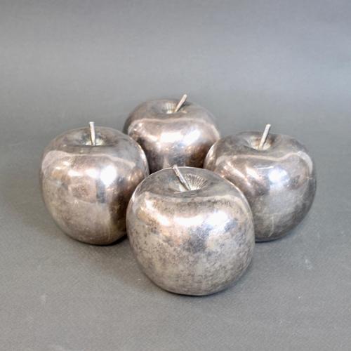 Almazán Silver-Plated Fruit Sculptures of Banana Bunch and Apples, 1970s, Set of 5 For Sale - Image 16 of 18