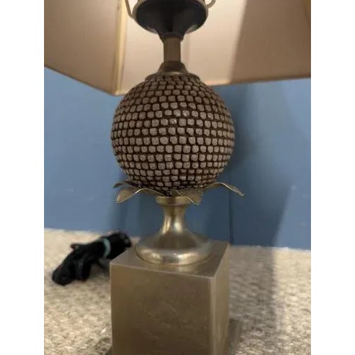 Charles Style Table Lamp, in Very Good conditions. Up to 250V (Europe/UK Standard).The wiring of this item may be original...