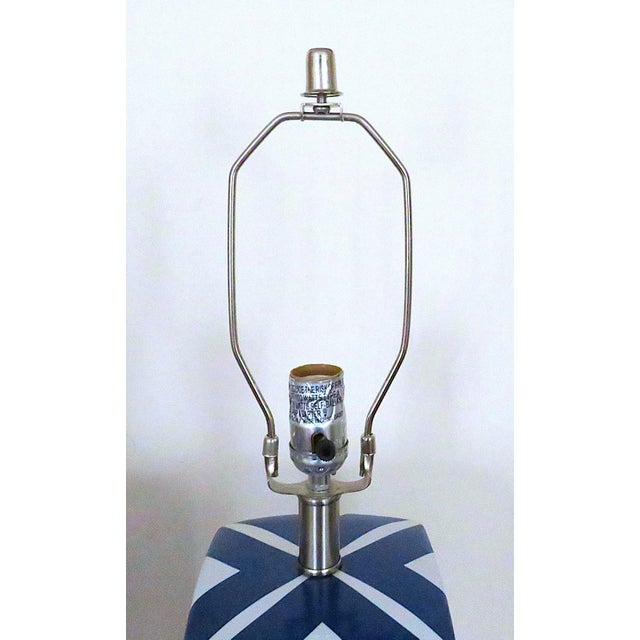 Mid-Century Modern Pair of Blue & White Chevron Striped Table Lamps For Sale - Image 3 of 5