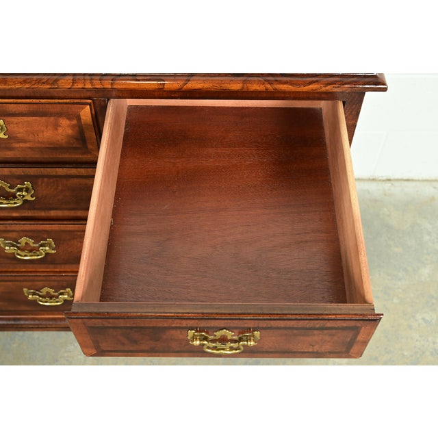 Henredon Georgian Mahogany and Burl Wood Dresser or Chest of Drawers For Sale - Image 9 of 13