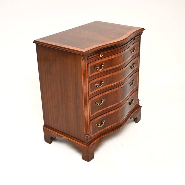 1930s Vintage Georgian Style Chest of Drawers, 1930 For Sale - Image 5 of 11