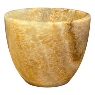 Traditional Onyx in Tan Marble Cup For Sale