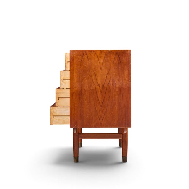 Mid 20th Century Børge Mogensen for Søborg Møbelfabrik Mid Century Danish 8-Drawer Lowboy Dresser For Sale - Image 5 of 8