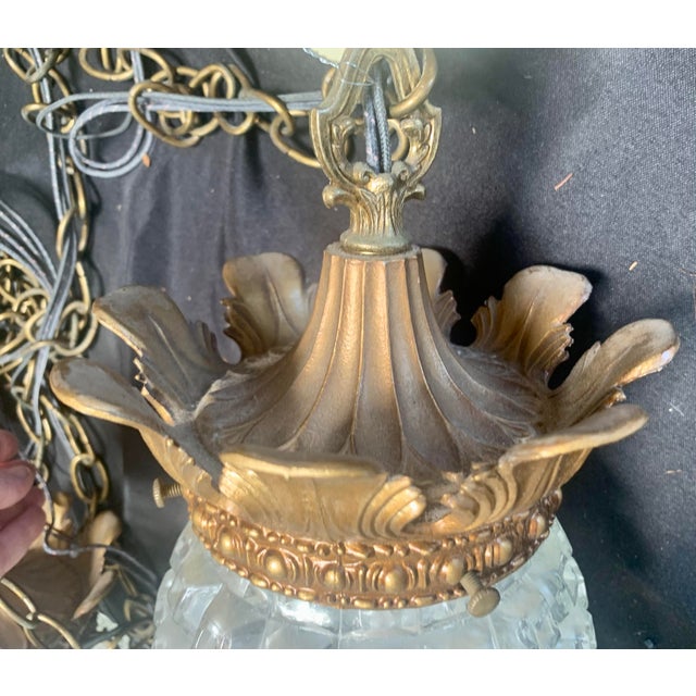 Metal 1950s Pair of Hollywood Regency Gilt Metal & Prismatic Glass Pendant Light Pinneapple Form For Sale - Image 7 of 9