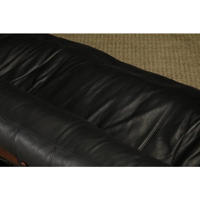 'Mole' Brazilian Rosewood Sofa by Sergio Rodrigues for Oca Brazil, 1960s, Signed For Sale - Image 15 of 18