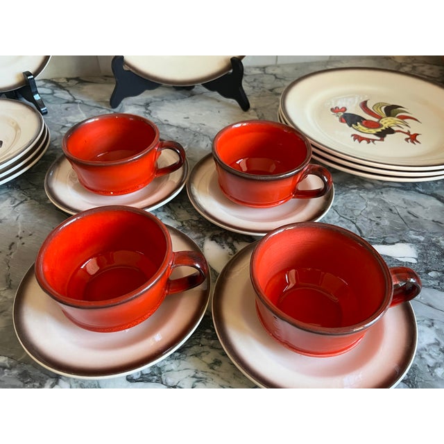1960s Metlox Poppytrail Red Rooster Dinnerware Set 4 Place Settings For Sale - Image 10 of 11