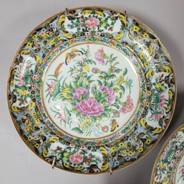 Late 19th Century 19th C Chinese Rose Medallion Butterfly Shallow Bowls Plates For Sale - Image 5 of 12