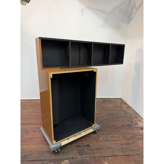 Minimalist Lacquer Floating Coffee Table in the Manner of Donald Judd, 1970 For Sale - Image 12 of 14