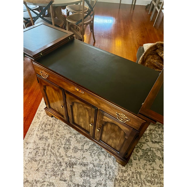 American 1980s Statton Trutype Americana Cherry Flip Top Server For Sale - Image 3 of 15