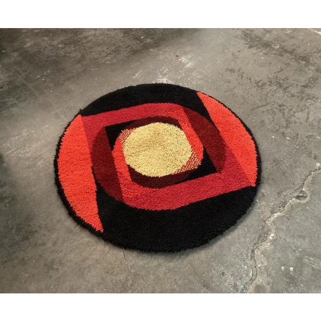 Small Round Smyrna Rug, 1970s For Sale - Image 3 of 5