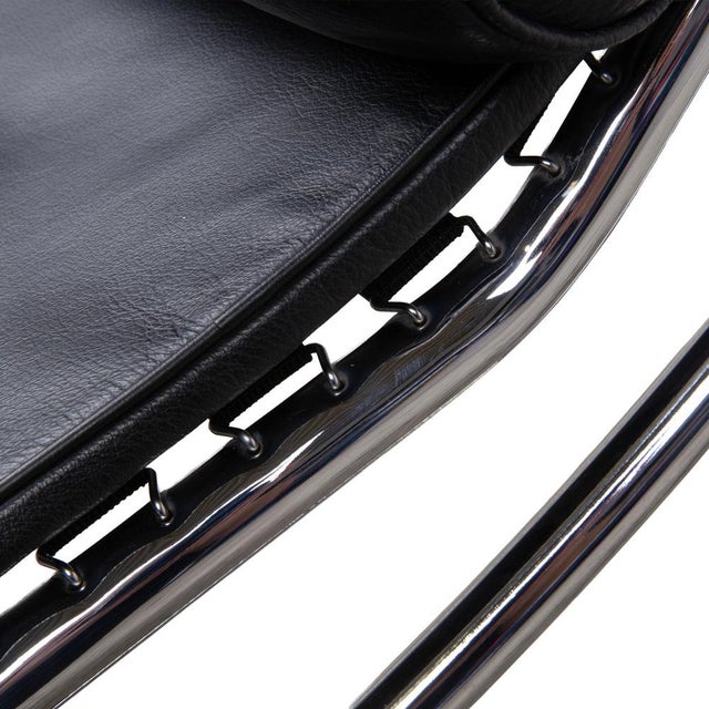 Animal Skin LC 4 Chaise Lounge in Leather by Le Corbusier for Cassina For Sale - Image 7 of 15