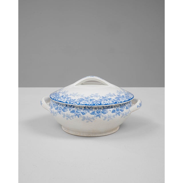 20th Century Dutch Special Edition Porcelain Tureen With Lid For Sale - Image 16 of 18