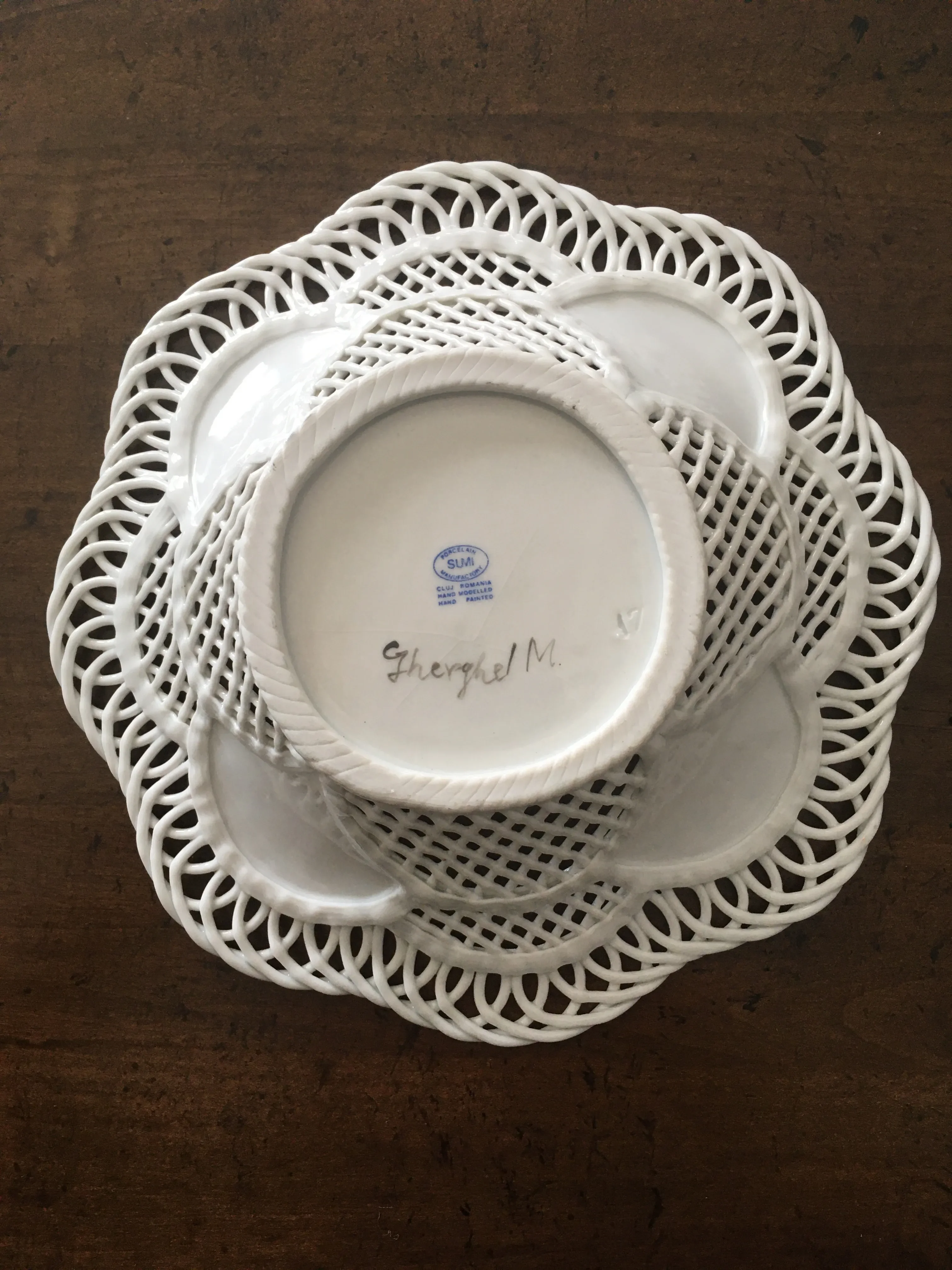 Sumi Romania Reticulated White Porcelain Bowl With Hand Painted