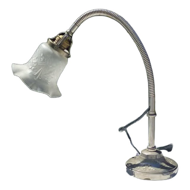 Art Deco Wall Lamp in Brass and Chrome, 1920s For Sale